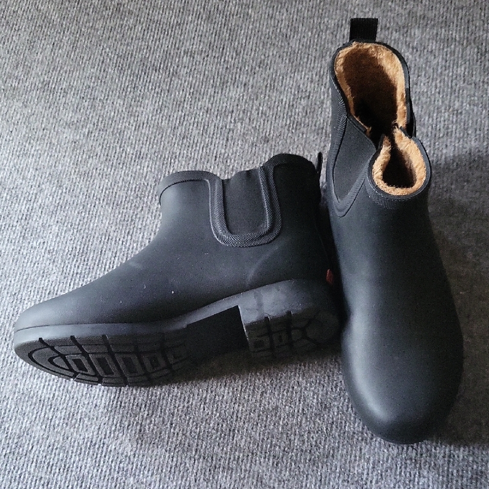 Chooka Black Ankle Rain Boots